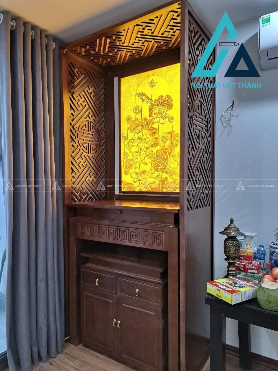 Vách ngăn phòng thờ trang nghiêm cho khu thờ cúng