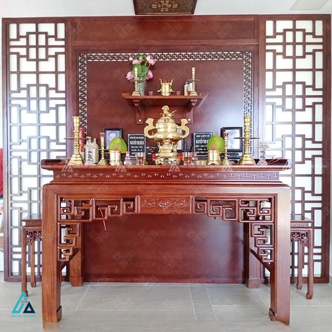 Mẫu Bàn Thờ Phật Kết Hợp Gia Tiên Hiện Đại Tối Giản Trang Nghiêm