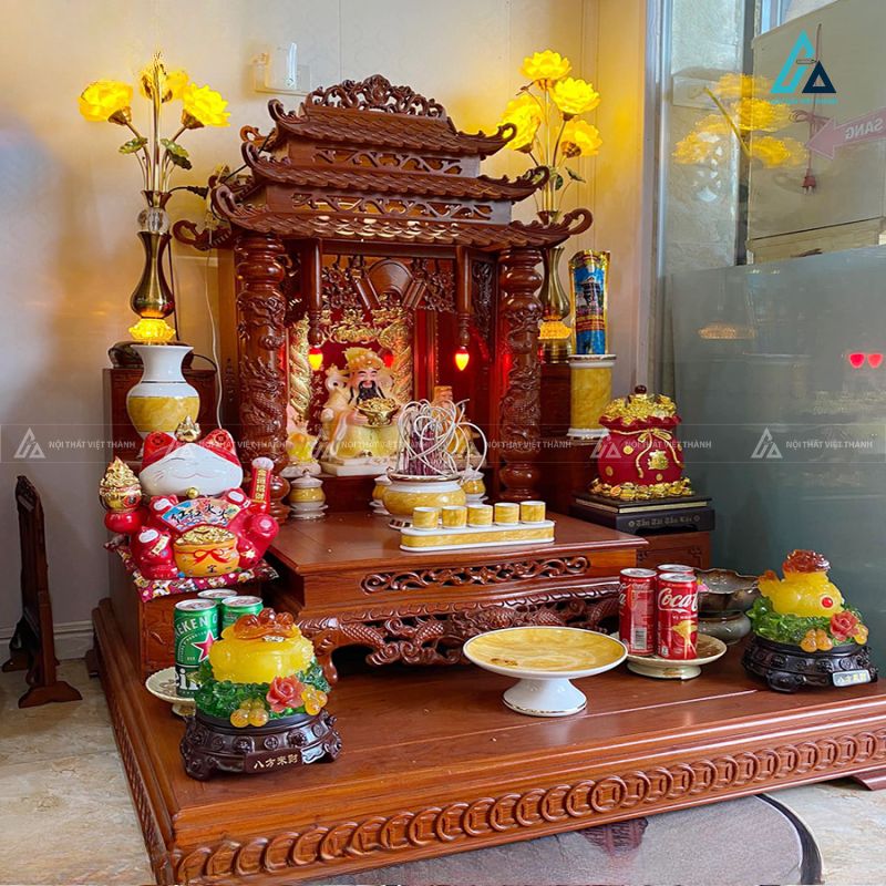 Bàn Thờ Thần Tài Mái Chùa Ba Tầng Cột Rồng Cuốn Uy Nghiêm 1