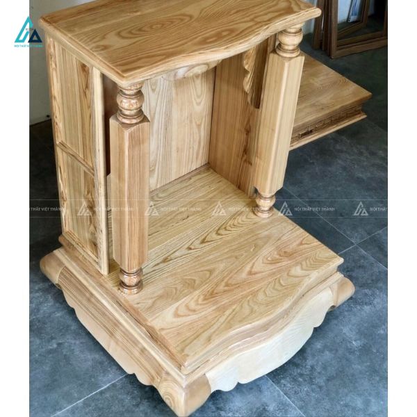 Mẫu Bàn Thờ Thần Tài Thổ Địa Gỗ Tự Nhiên Hiện Đại Và Uy Nghiêm 1