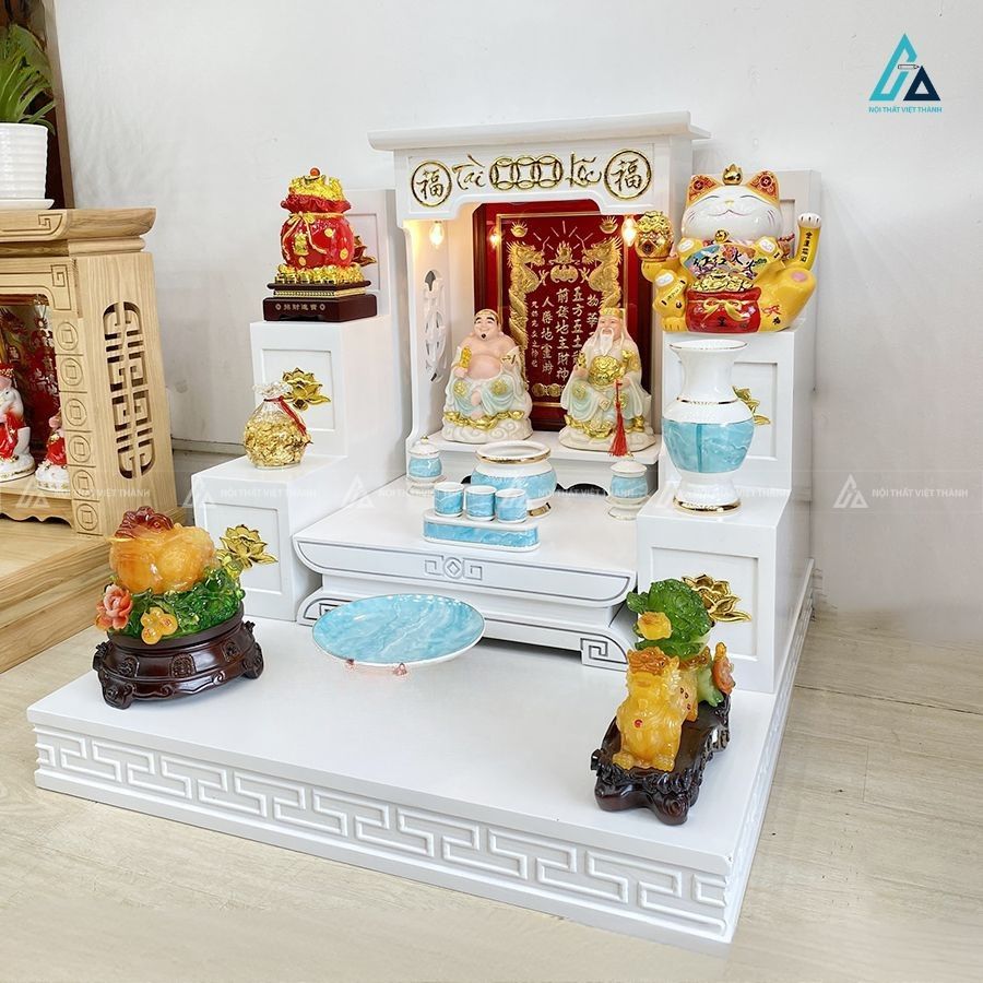 Bàn Thờ Thần Tài Mái Bằng Có Bục Tam Cấp Trang Trí Hiện Đại 1
