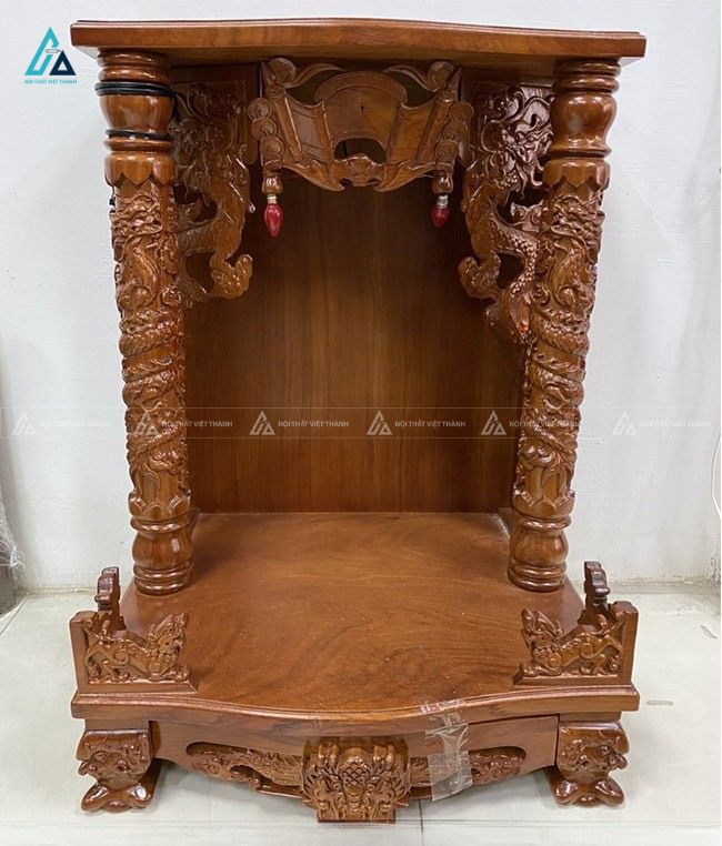 Bàn Thờ Thần Tài Chạm Rồng Cuốn Cột Uy Nghiêm Và Đẳng Cấp