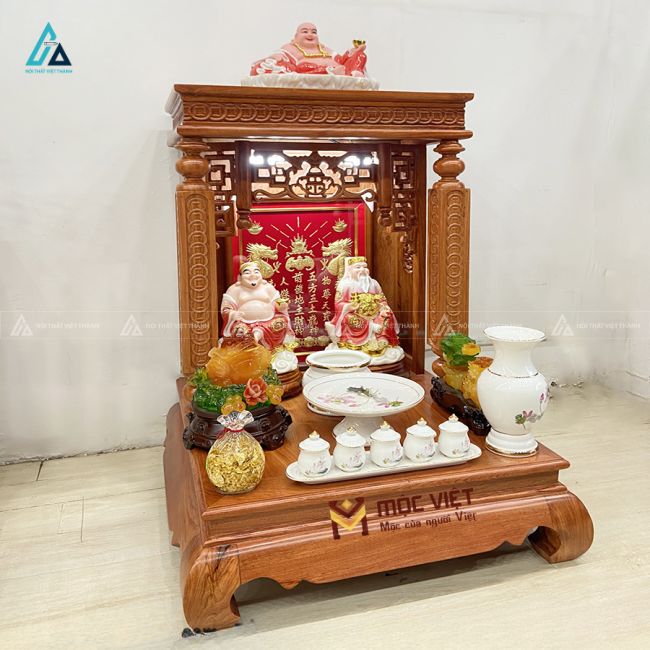 Bàn Thờ Thần Tài Cột Tròn Chạm Khắc Hoa Văn Cổ Điển Sang Trọng 2