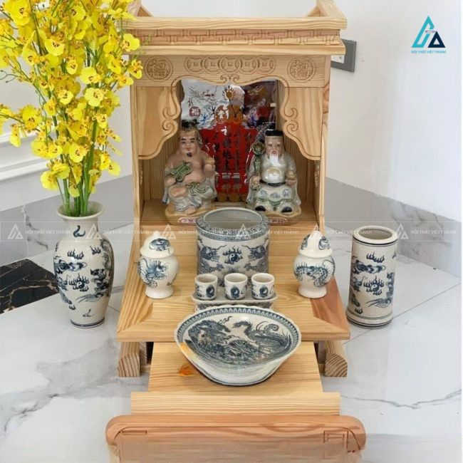 Bàn Thờ Thần Tài Mái Bằng Gỗ Tự Nhiên Thiết Kế Hiện Đại