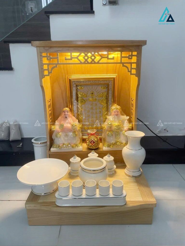 Bàn Thờ Thần Tài Mái Bằng Hiện Đại Chạm Lộng Hoa Văn Tinh Xảo 3