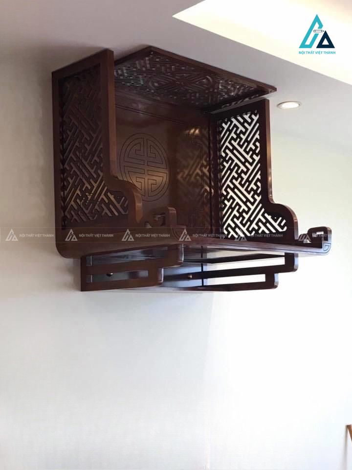 Bàn Thờ Treo Tường Có Vách Ngăn CNC Khắc Chữ Cầu May Mắn 1