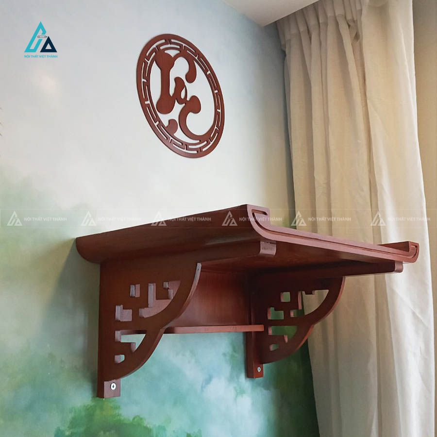 Bàn Thờ Treo Tường Thiết Kế Chân Cách Điệu Tối Giản 1