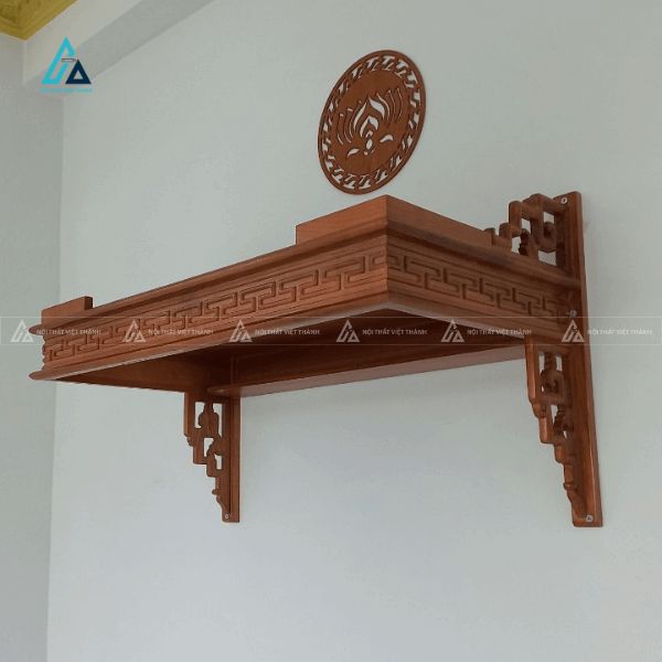 Bàn Thờ Treo Tường Chạm Khắc Hoa Văn Triện Cổ Điển Sang Trọng