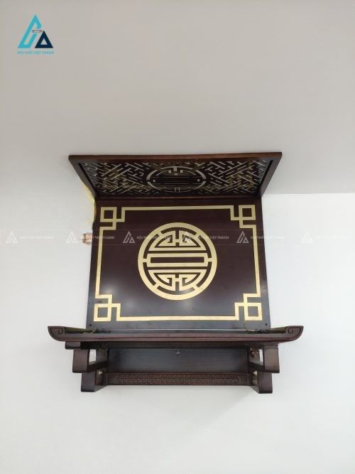 Bàn Thờ Treo Tường Chung Cư Có Ốp Hậu Cắt Khắc CNC Vàng