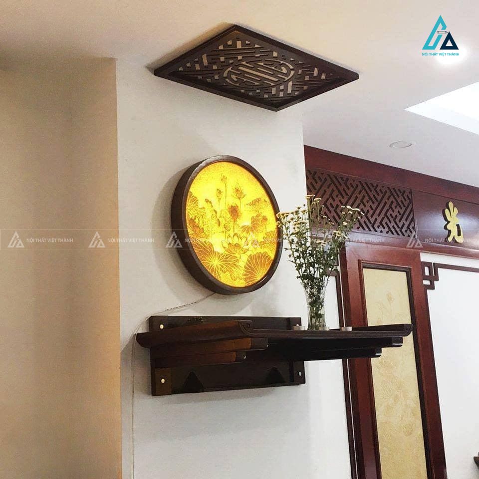 Bàn Thờ Treo Tường Hiện Đại Kết Hợp Tranh Trúc Chỉ Sen Tỏa Hào Quang 2