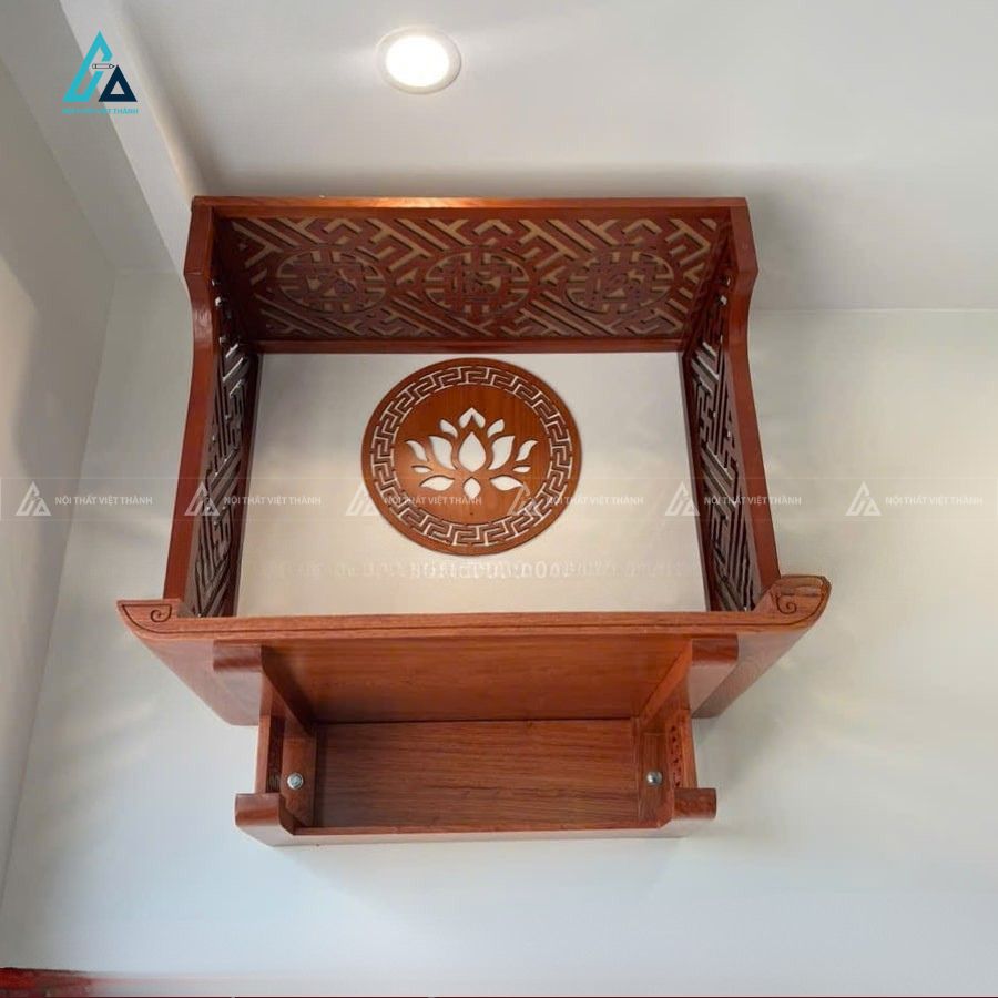 Bàn Thờ Treo Tường Kèm Vách Ngăn Cho Căn Hộ Chung Cư