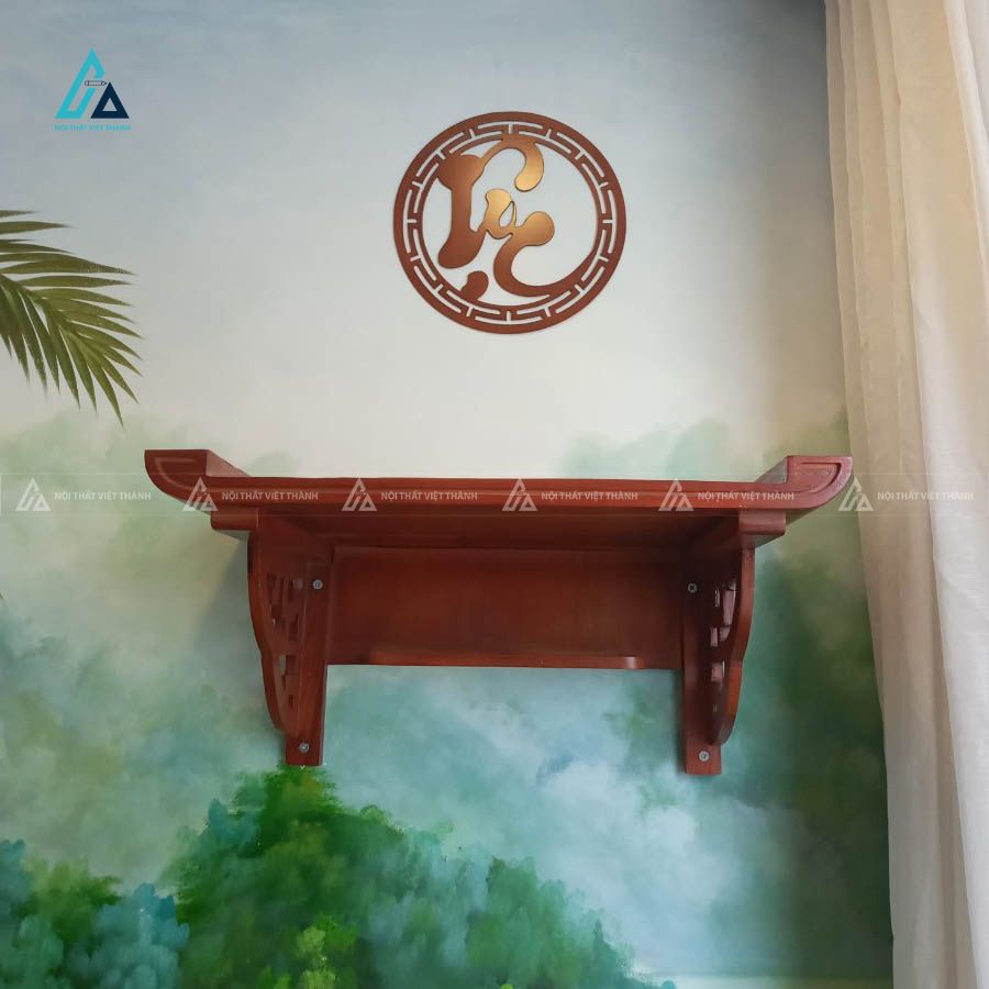 Bàn Thờ Treo Tường Thiết Kế Chân Cách Điệu Tối Giản