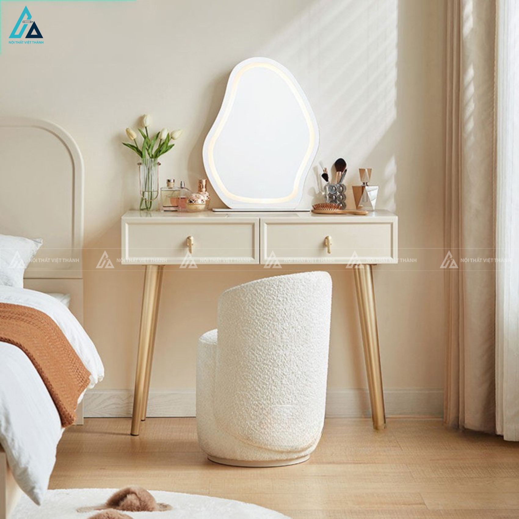 Bàn trang điểm hiện đại có gương đèn led thông minh tiện dụng 3