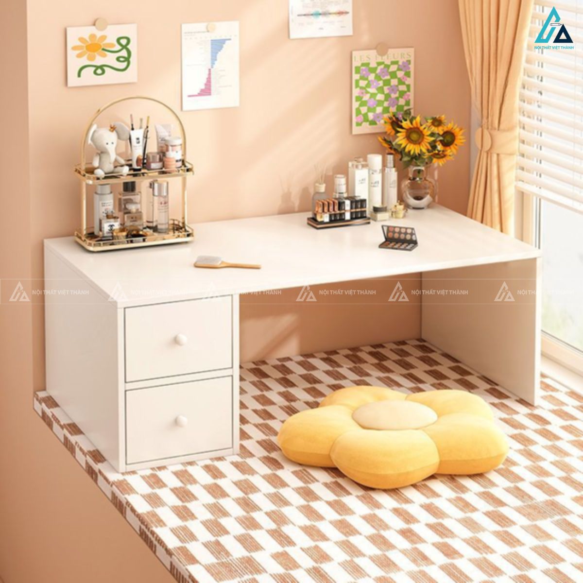 Bàn trang điểm dạng bệt thiết kế tối giản tiết kiệm diện tích 3