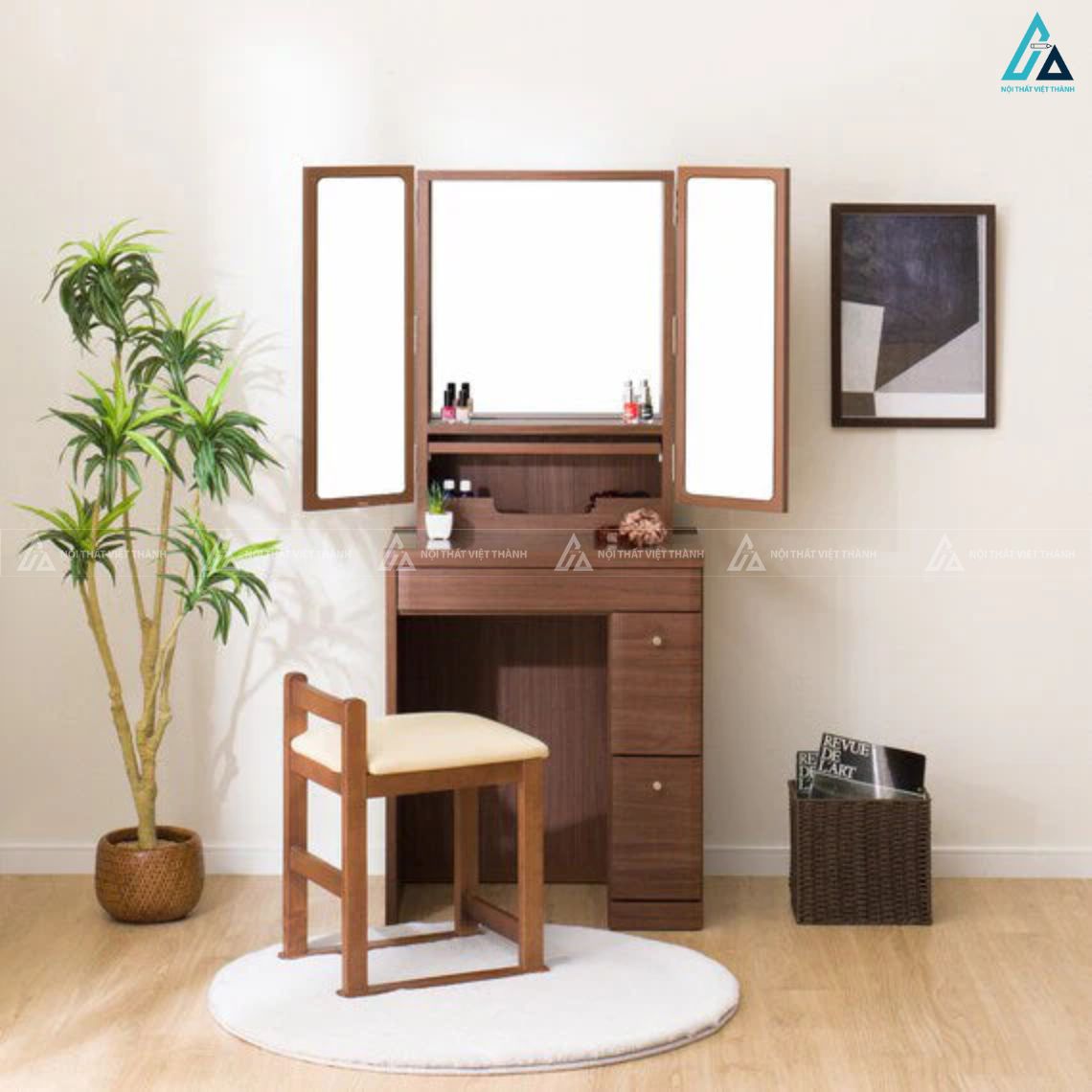 Bàn trang điểm gương ba mặt thiết kế sang trọng tiện nghi