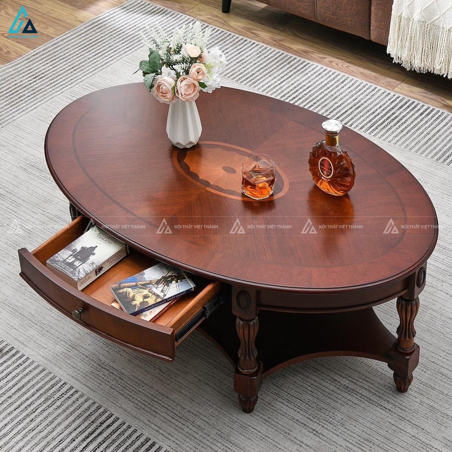 Bàn trà hình oval cổ điển có ngăn kéo tiện lợi cho phòng khách