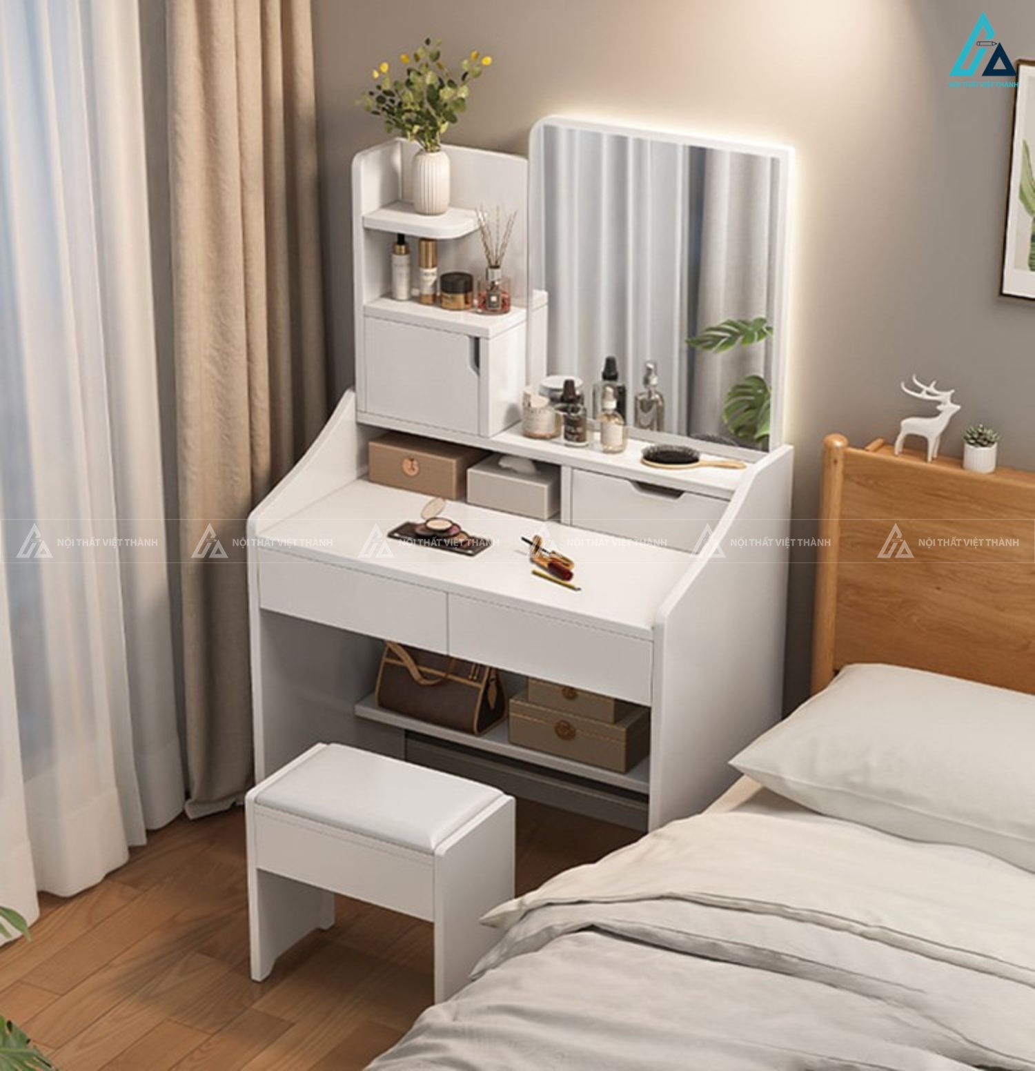 Bàn trang điểm thông minh tích hợp kệ để đồ và gương có đèn led 2
