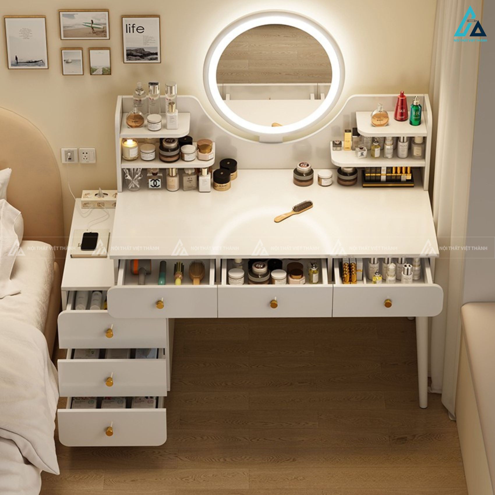 Bàn trang điểm thông minh tích hợp kệ để đồ và gương đèn led