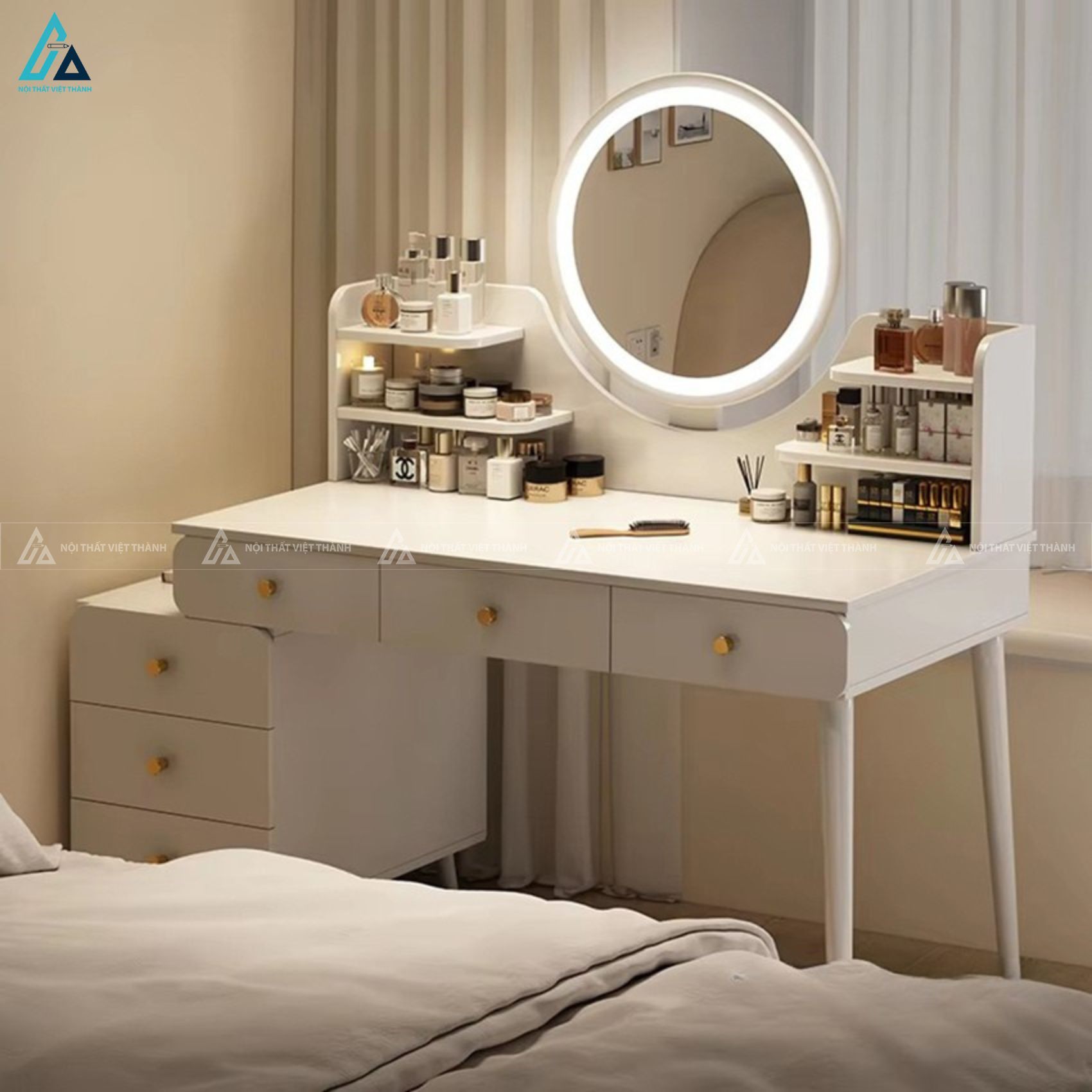 Bàn trang điểm thông minh tích hợp kệ để đồ và gương đèn led 2