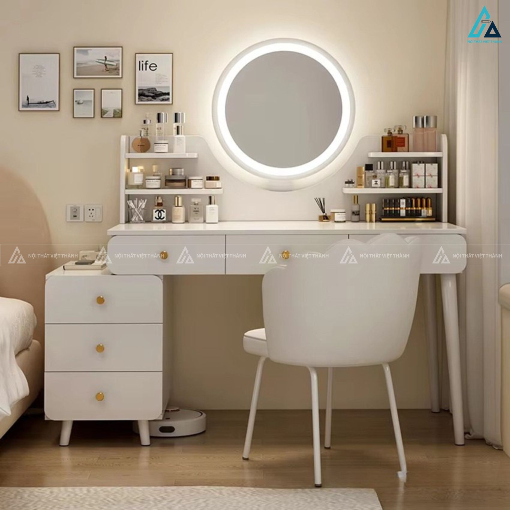 Bàn trang điểm thông minh tích hợp kệ để đồ và gương đèn led 4