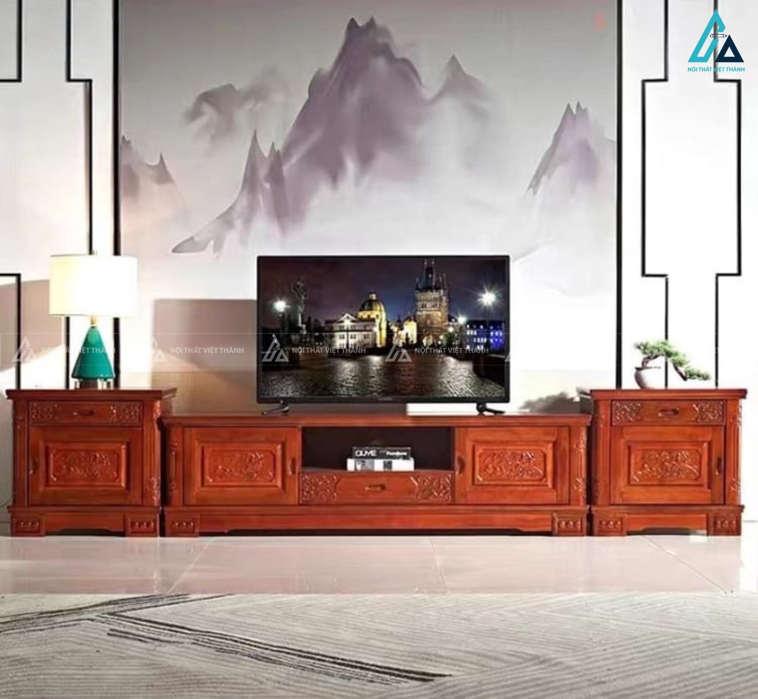 Bộ kệ tivi gỗ tự nhiên chạm khắc hoa văn cổ điển sang trọng 1