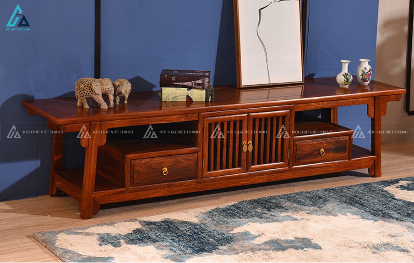 Kệ tivi gỗ tự nhiên thiết kế cánh nan truyền thống sang trọng 3