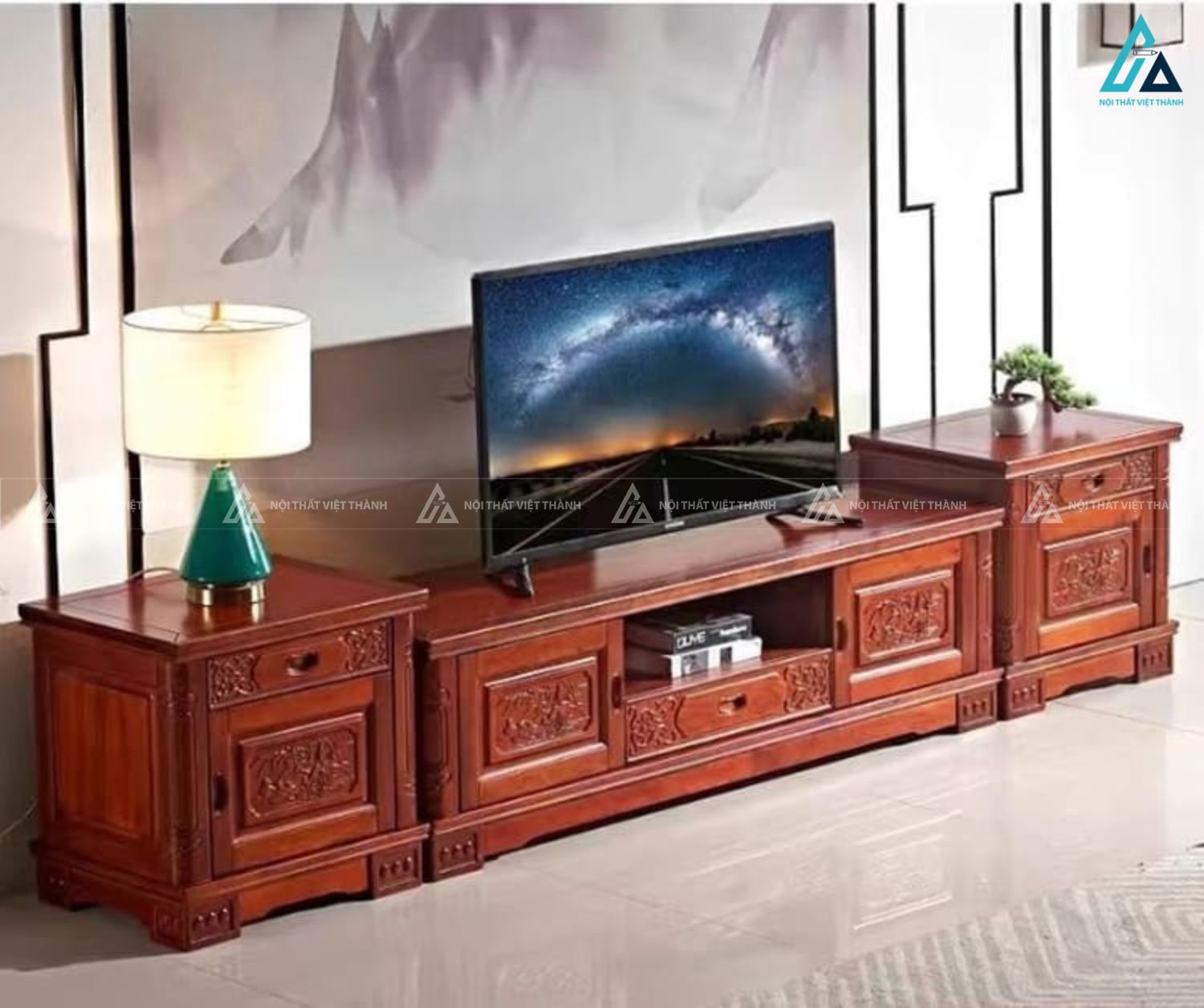 Bộ kệ tivi gỗ tự nhiên chạm khắc hoa văn cổ điển sang trọng