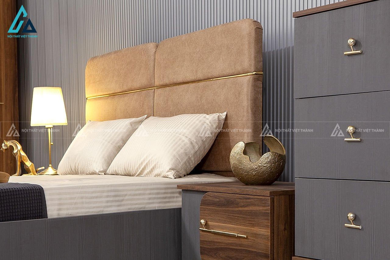 Combo phòng ngủ hiện đại thiết kế tủ áo kịch trần và cây treo quần áo 1