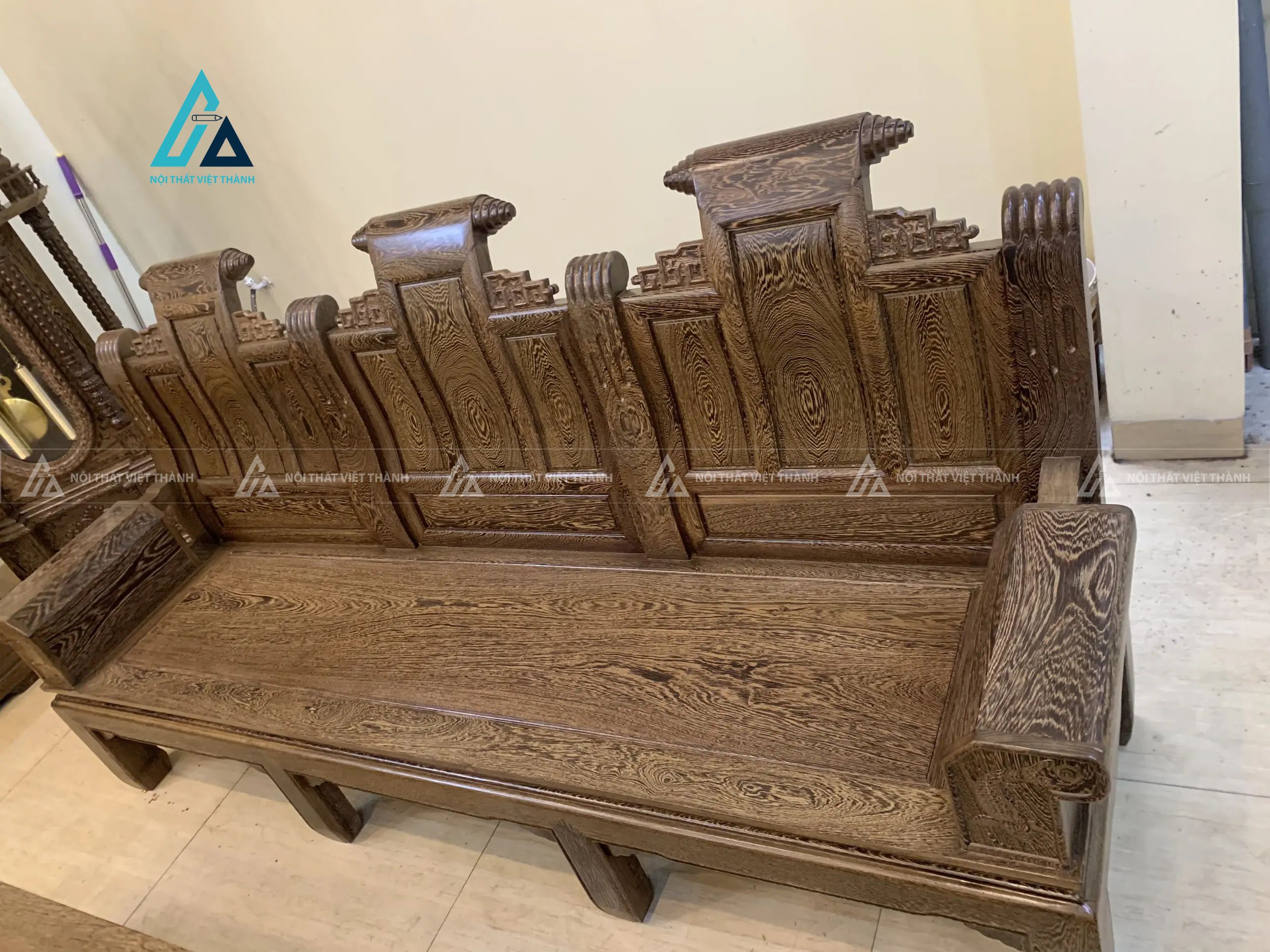 Bộ bàn ghế salon gỗ thiết kế hiện đại cho phòng khách 2