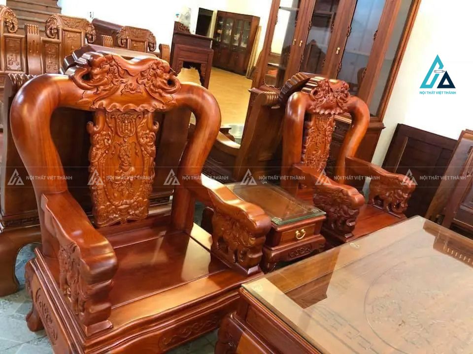 Bộ salon gỗ chạm khắc tinh xảo sang trọng cho phòng khách 2