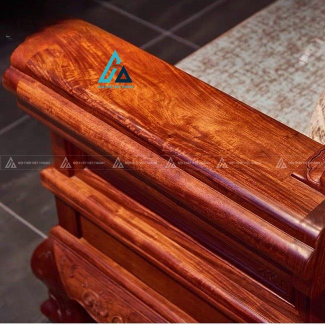 Bộ salon gỗ thiết kế sang trọng tối ưu diện tích phòng khách 2