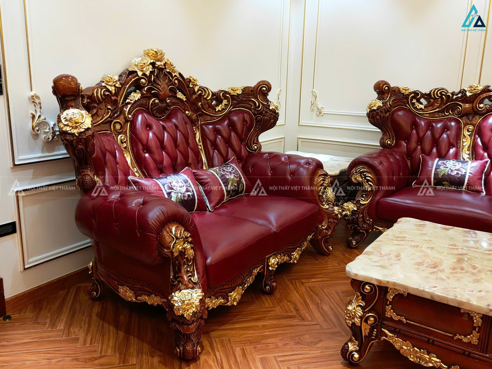 Bộ sofa tân cổ điển dát vàng sang trọng cho phòng khách 2