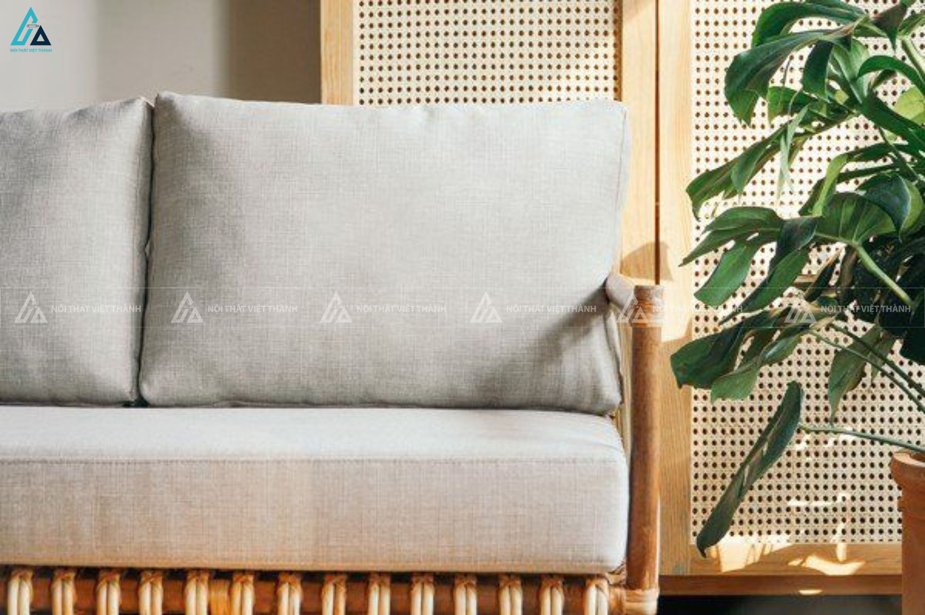 Sofa băng dài kiểu dáng thanh thoát cho phòng khách hiện đại 3