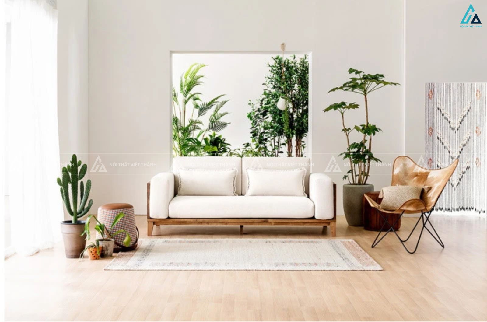 Sofa gỗ hình khối vững chãi tạo điểm nhấn thư giãn cho phòng khách 3
