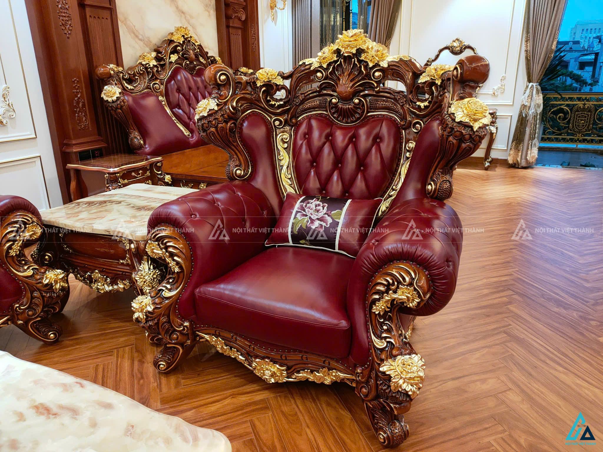 Bộ sofa tân cổ điển dát vàng sang trọng cho phòng khách 3