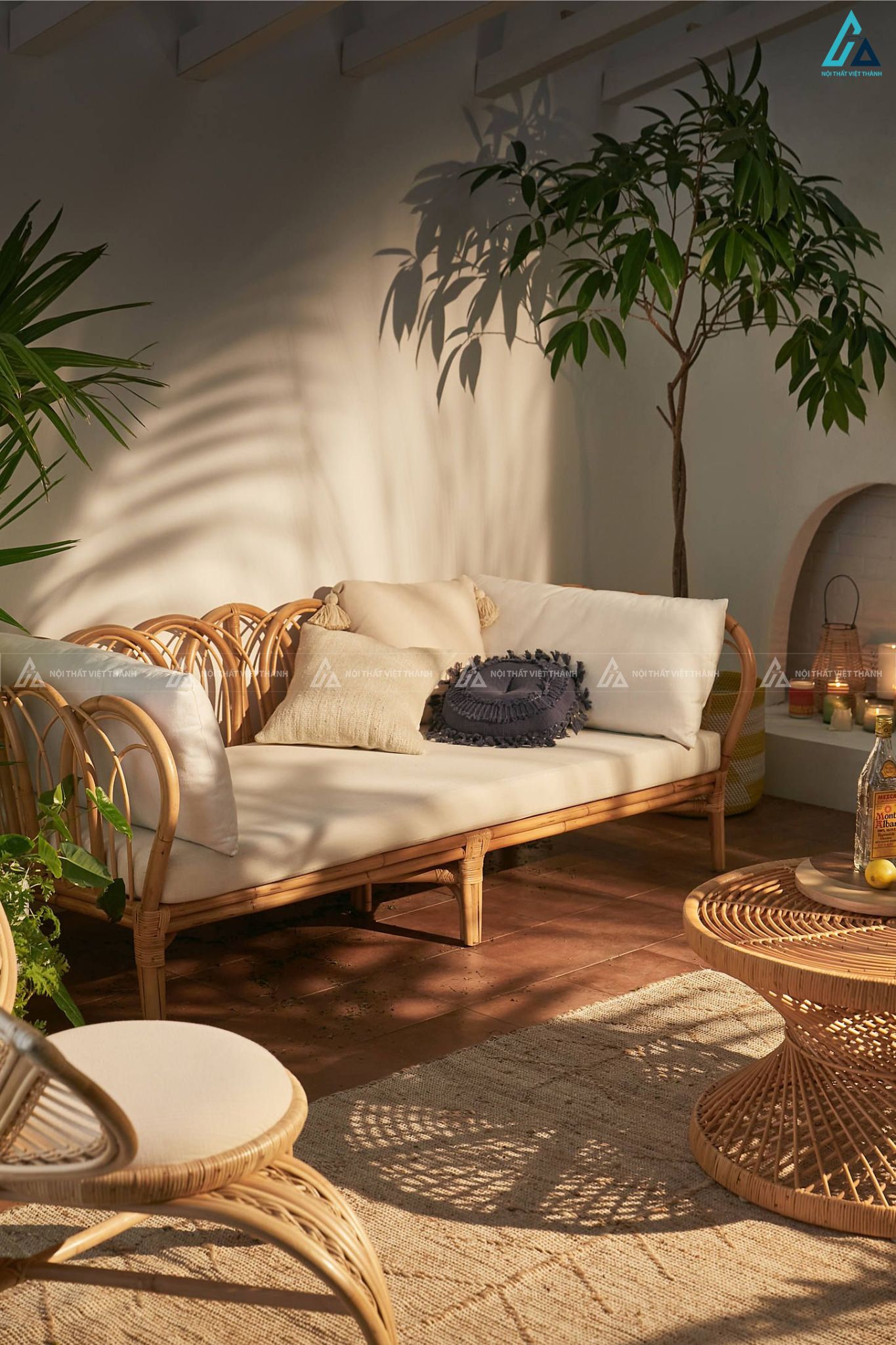 Bộ sofa mây tre đan phong cách nhiệt đới cho phòng khách