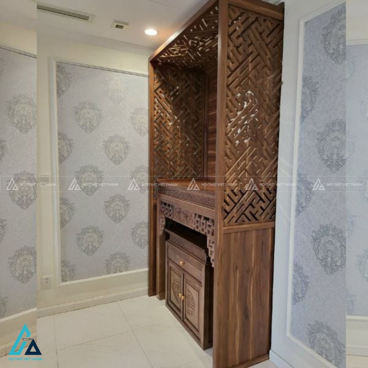 Vách Ngăn Phòng Thờ Chữ Thọ Tạo Không Gian Thờ Cúng Riêng Biệt 1