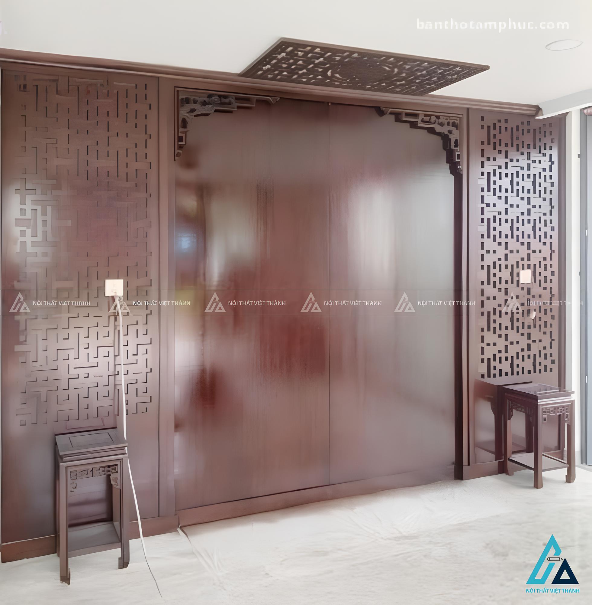 Vách Ngăn Phòng Thờ Ốp Kín Tường Phối Đèn Hào Quang Hoa Sen 1