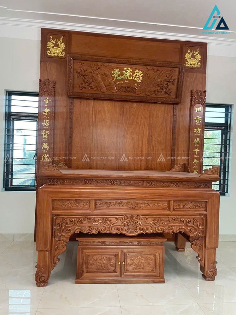 Vách Ngăn Phòng Thờ Ốp Hậu Cuốn Thư Đức Lưu Quang Đẹp 1