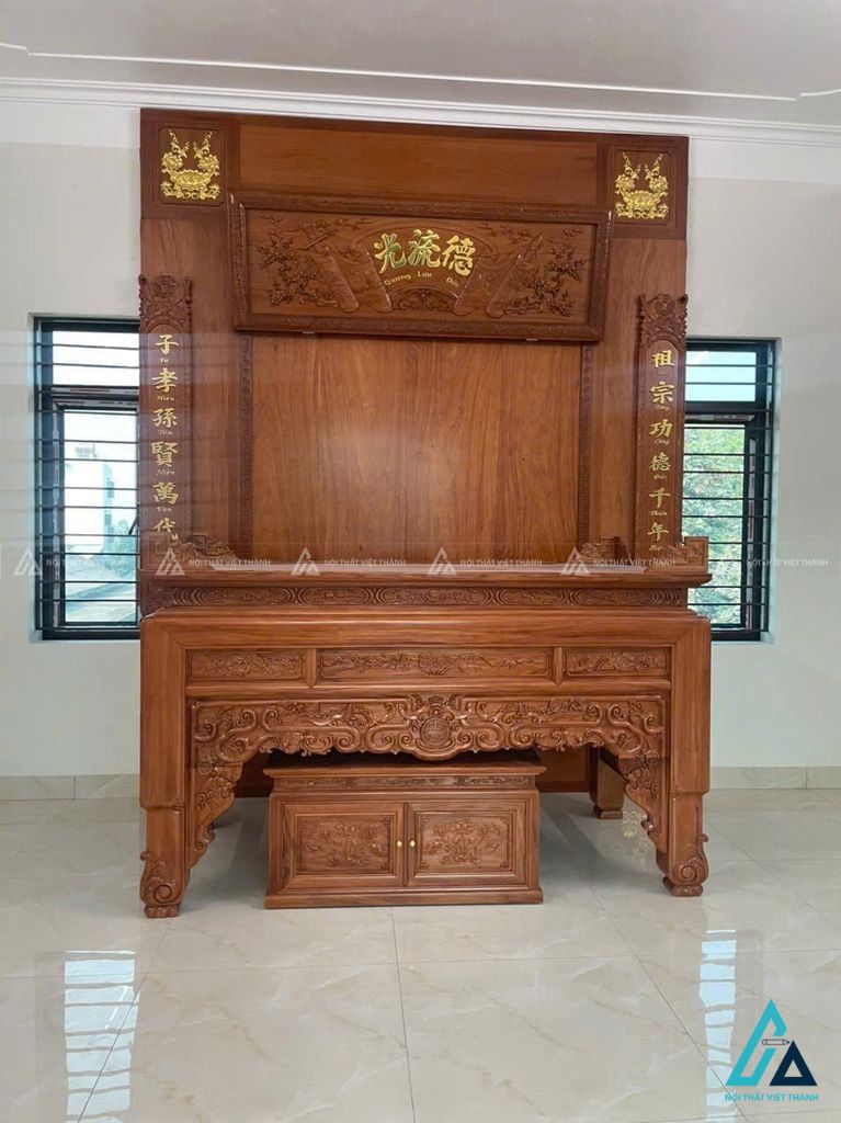 Vách Ngăn Phòng Thờ Ốp Hậu Cuốn Thư Đức Lưu Quang Đẹp 2