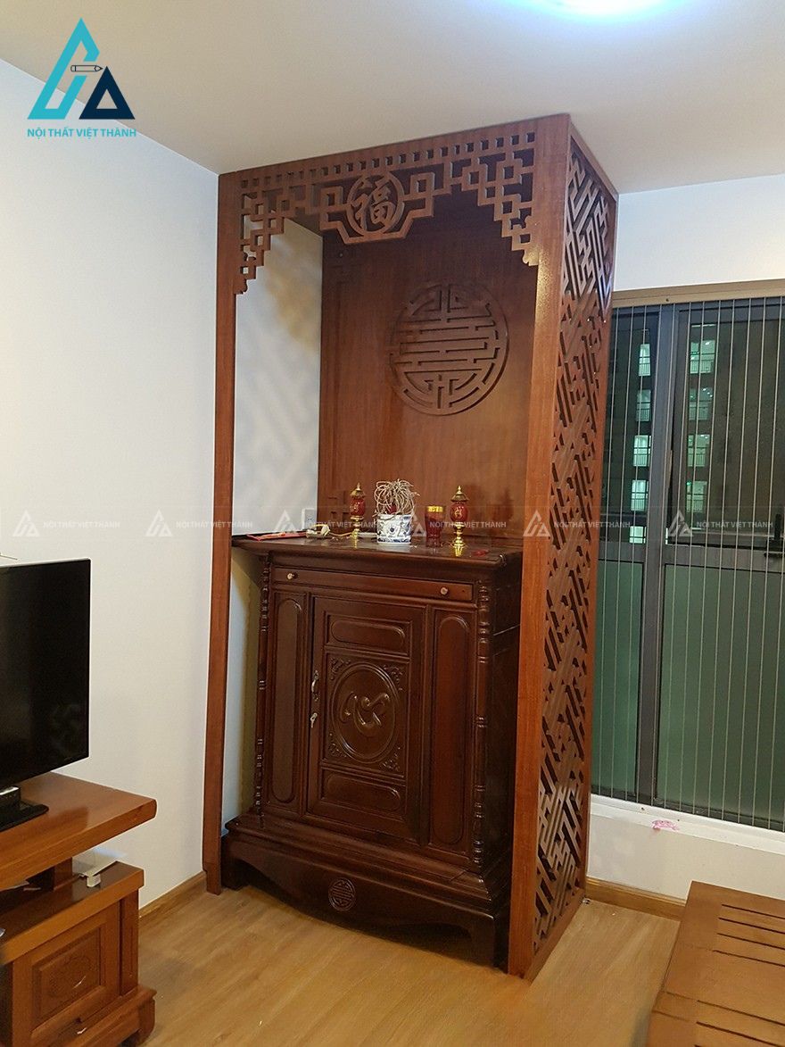 Vách Ngăn Phòng Thờ Chung Cư Cắt CNC Chữ Thọ Kết Hợp Mái Vòm