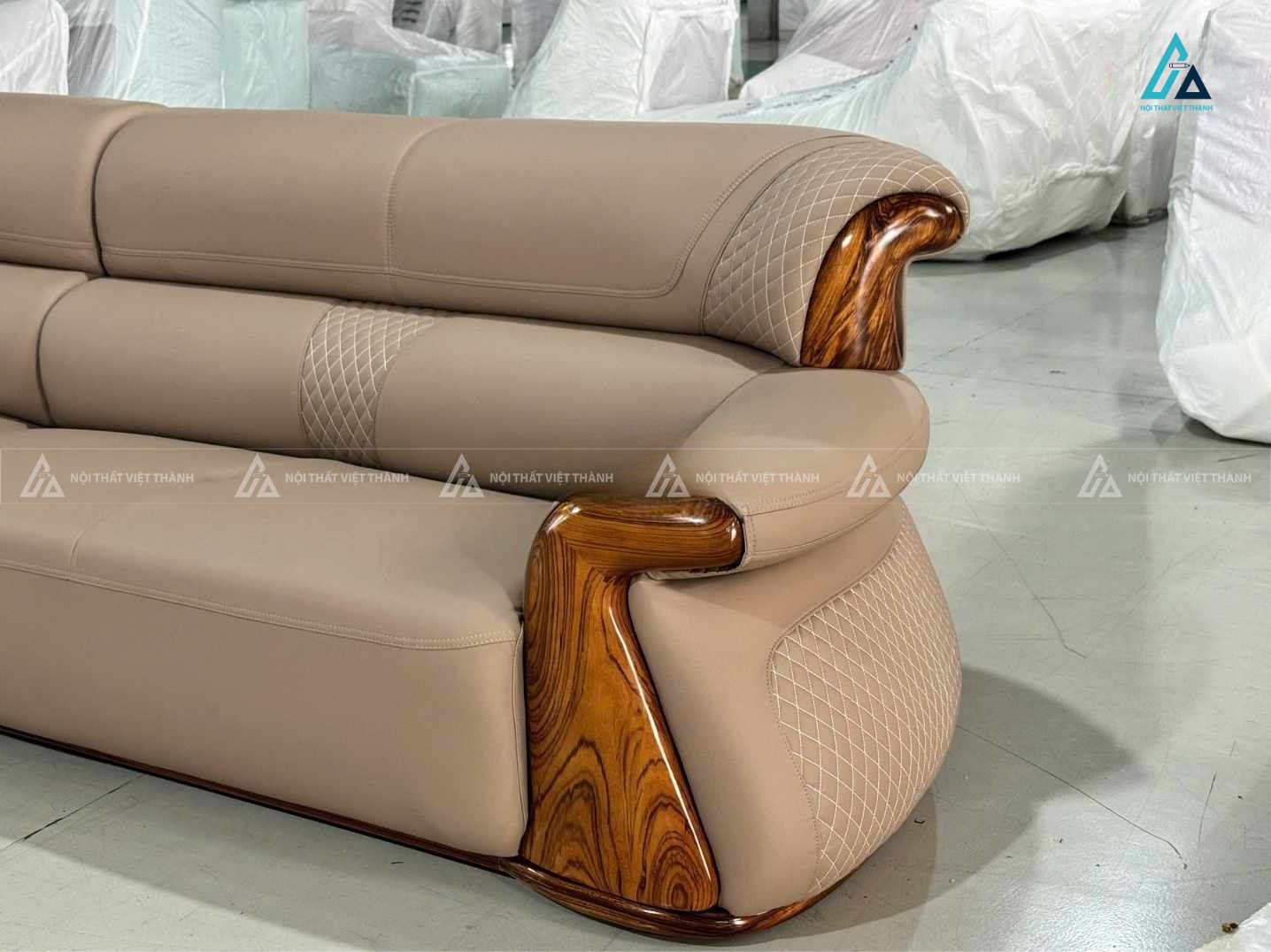 Bộ sofa da văng dài khung gỗ tự nhiên thiết kế tân cổ điển 1
