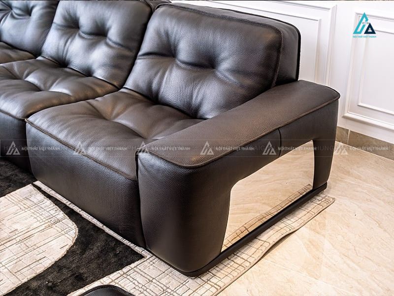 Bộ sofa da văng 3 chỗ màu đen sang trọng kèm đôn cho biệt thự 1