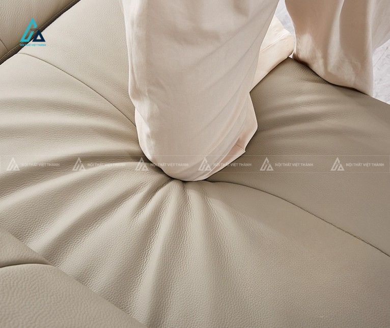 Sofa băng da cao cấp chân kim loại thiết kế hiện đại chỉnh điện chống trầy 2
