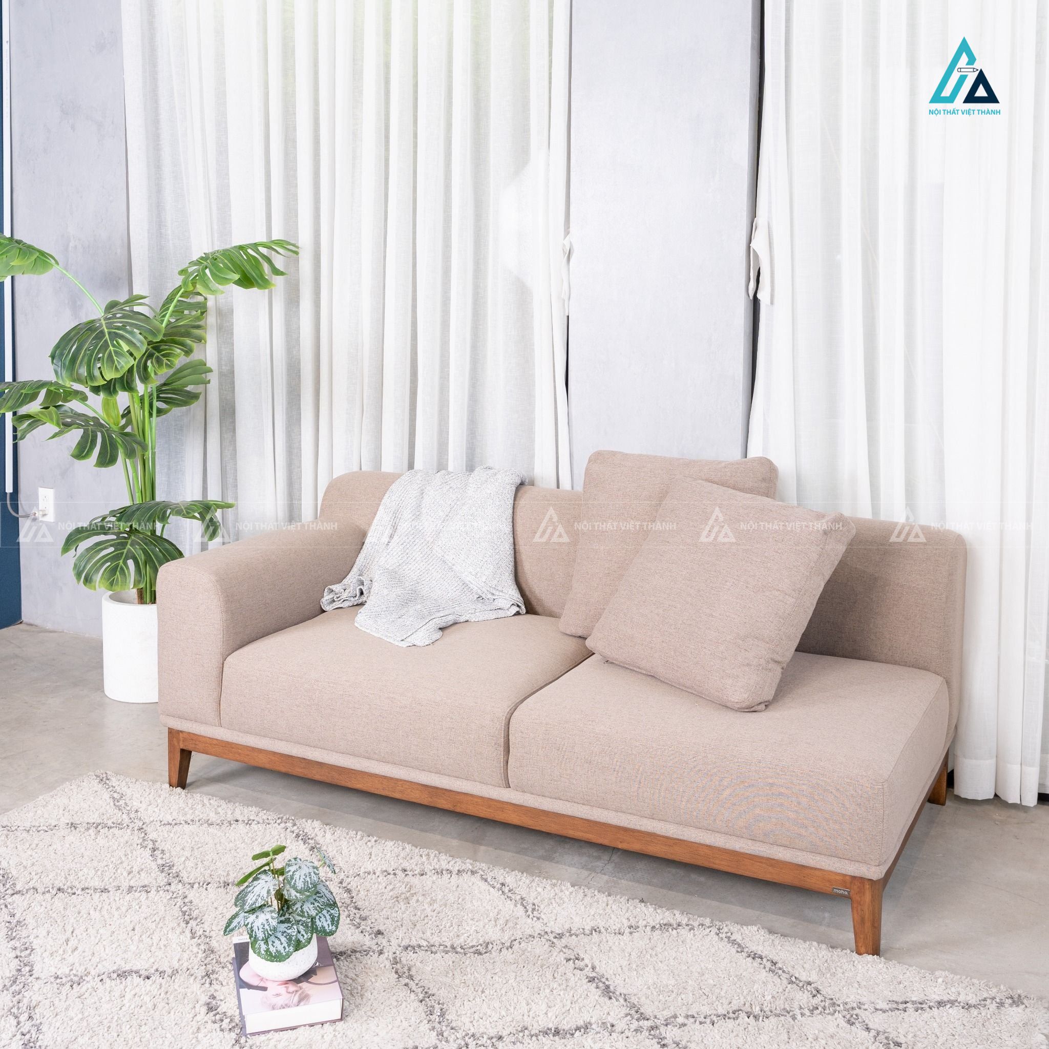 Sofa băng vải nỉ chân gỗ tối giản nâng tầm không gian sống 1