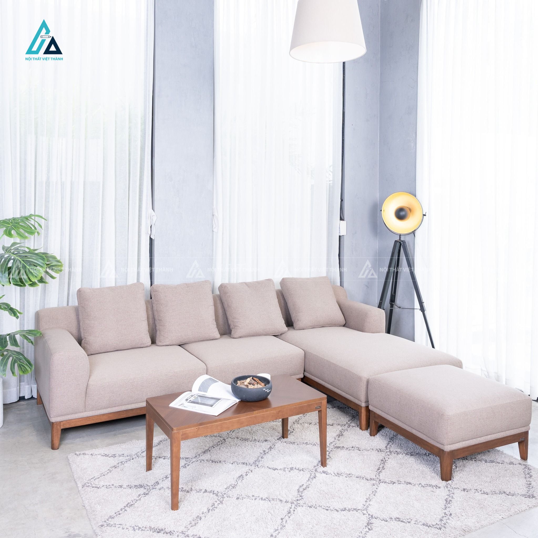 Sofa băng vải nỉ chân gỗ tối giản nâng tầm không gian sống