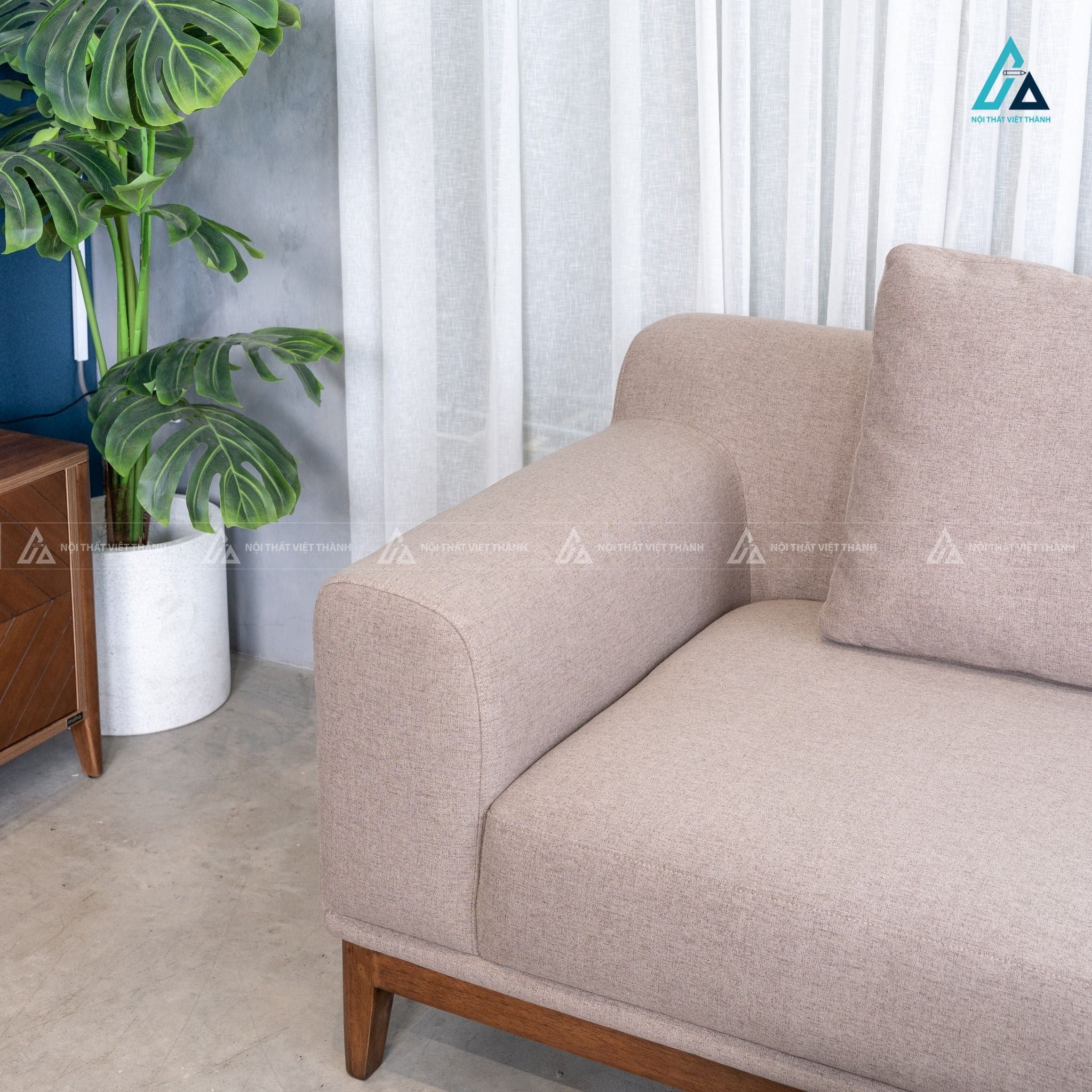Sofa băng vải nỉ chân gỗ tối giản nâng tầm không gian sống 4