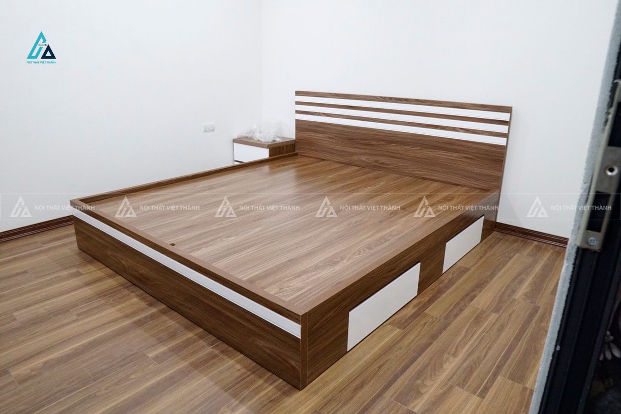 Mẫu thiết kế giường ngủ gỗ công nghiệp phối nâu trắng