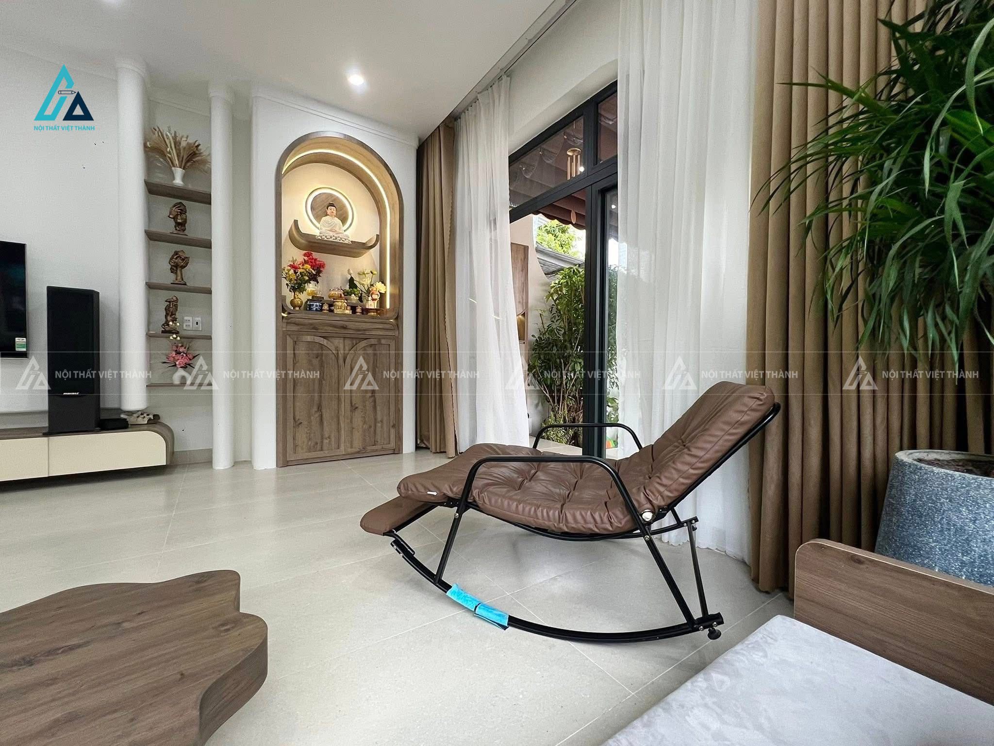 Mẫu thiết kế nội thất phòng thờ nhỏ gọn, âm tường