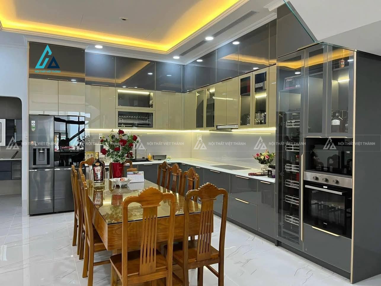 Mẫu thiết kế tủ bếp Acrylic xám chữ L kịch trần